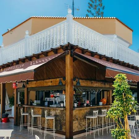 Neptuno Costadeje Apartman 3*