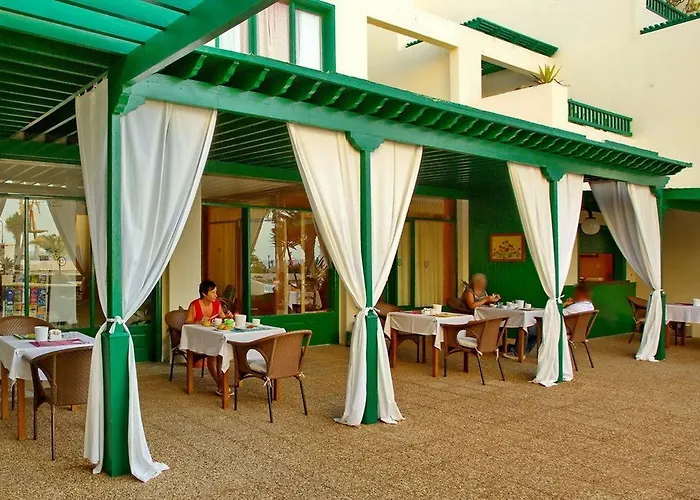 Neptuno Costadeje Apartman 3*