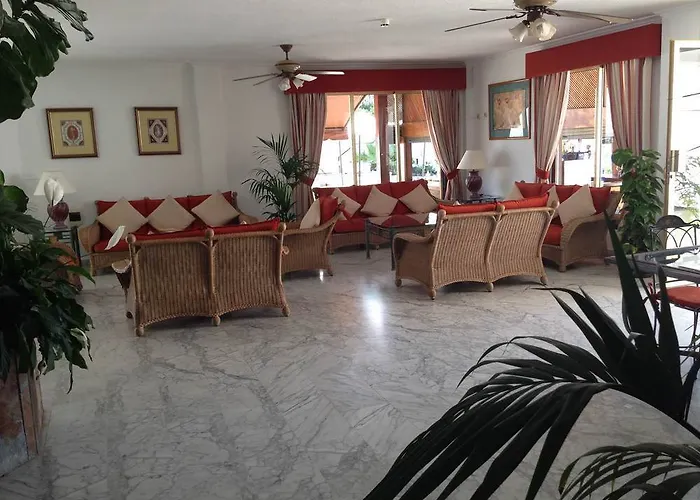 Neptuno Costadeje Apartman 3*